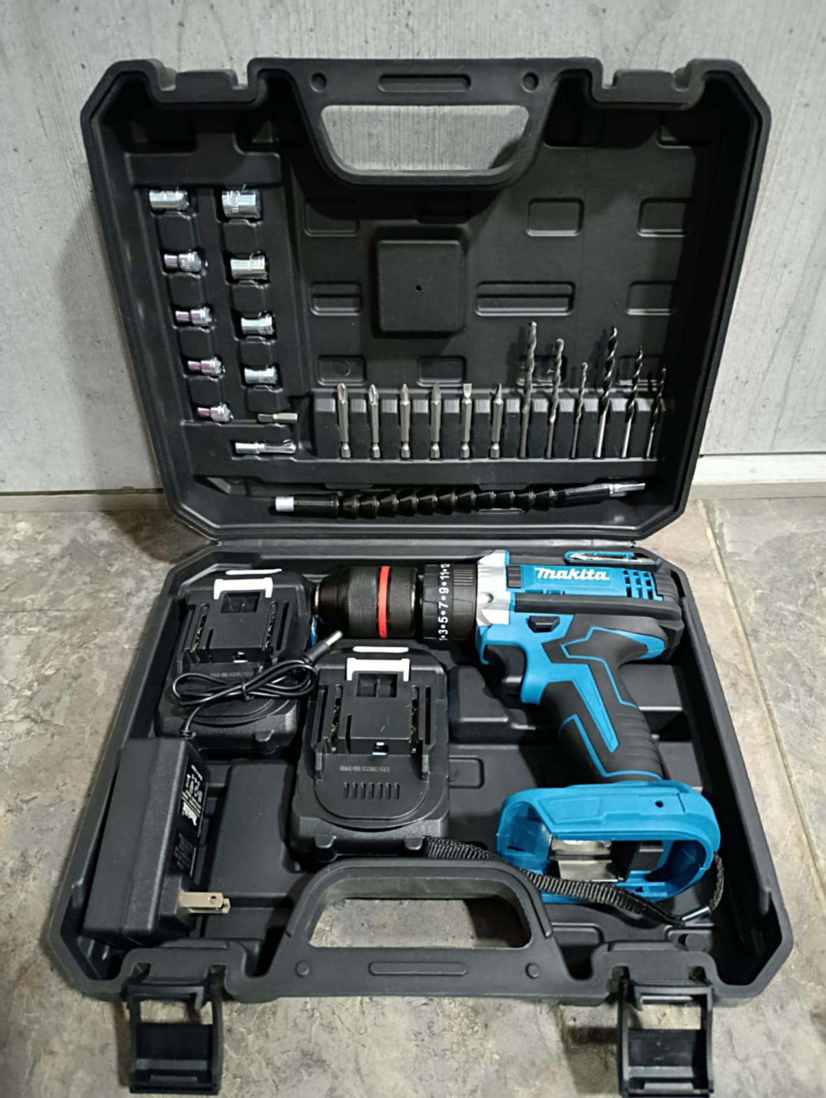 Taladro Inalámbrico Percutor 24V – Mandril 1/2”