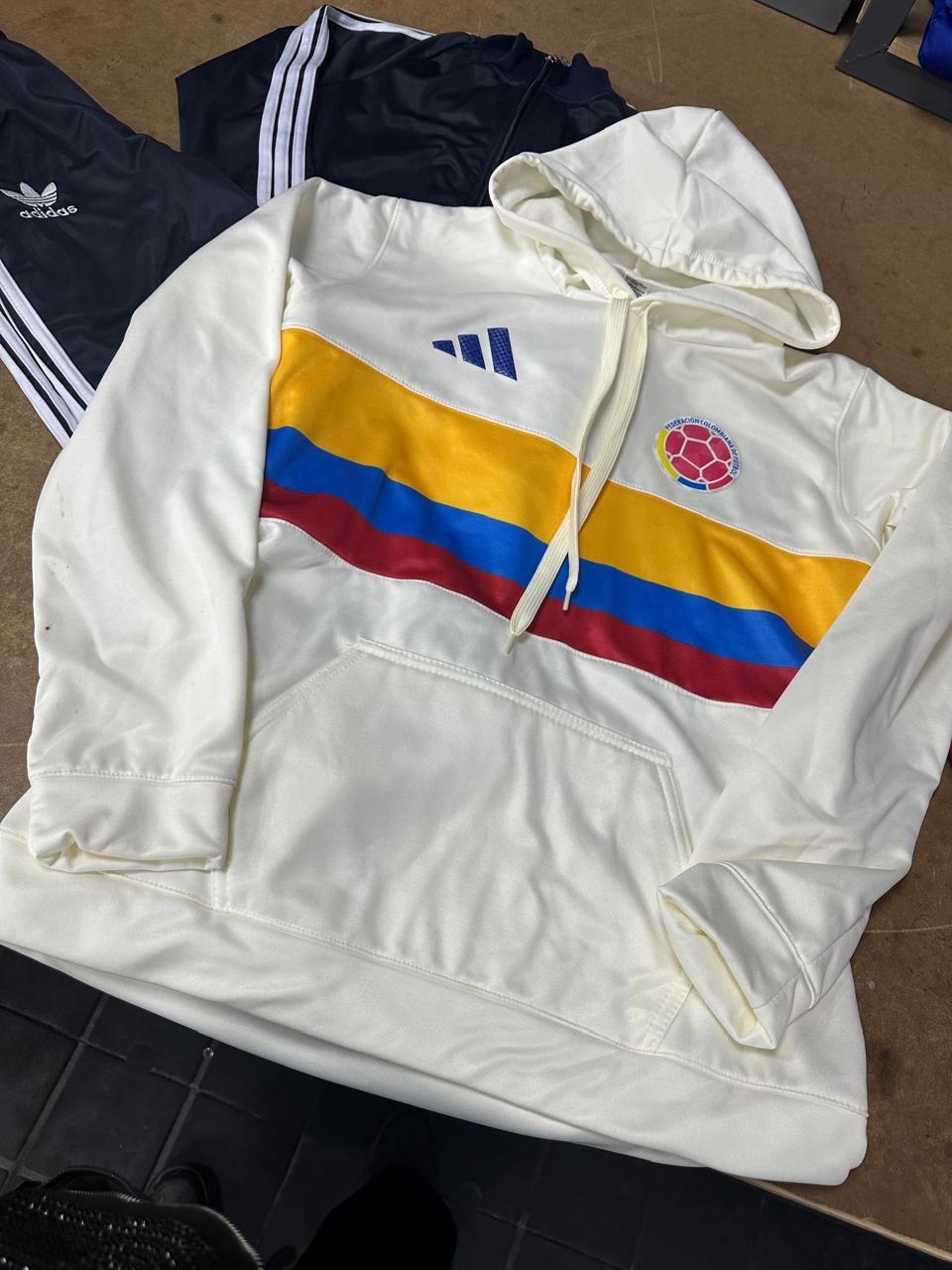 Buso Colombia 100 Años