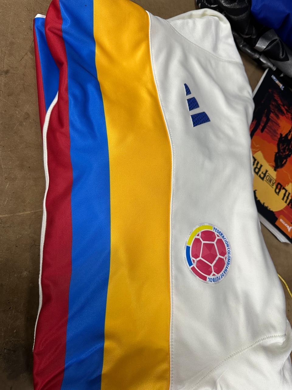 Buso Colombia 100 Años
